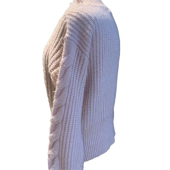 Soft Pink Cozy Crewneck Fuzzy Cable Knit Sweater Pastel Pink size Large - Picture 4 of 6